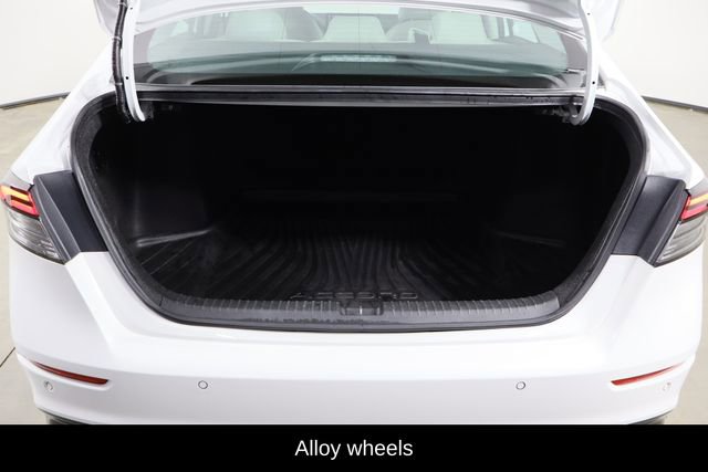 Used 2023 Honda Accord Touring image 17