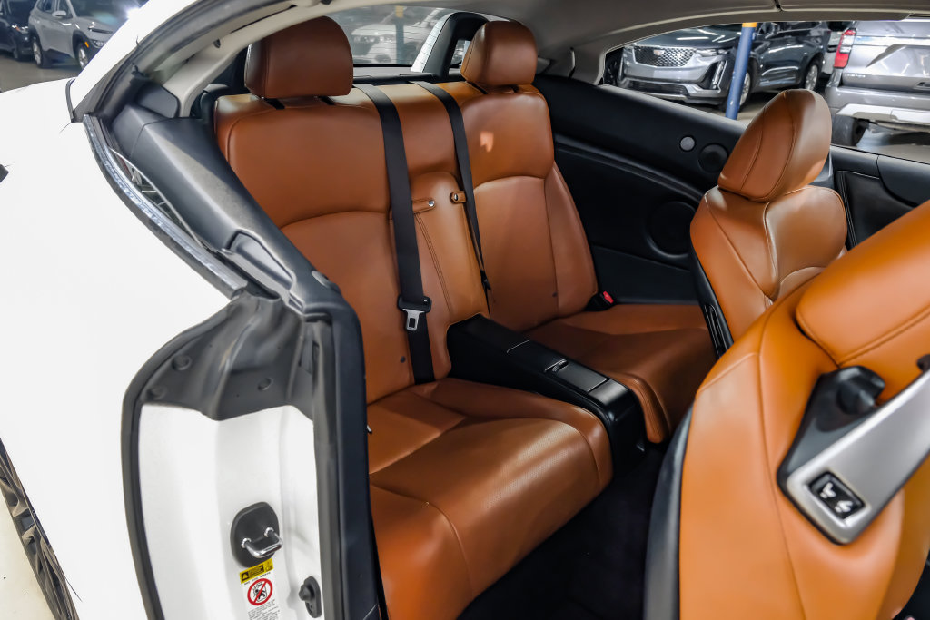 Used 2013 Lexus IS 250C w/ Luxury Pkg RWD image 50