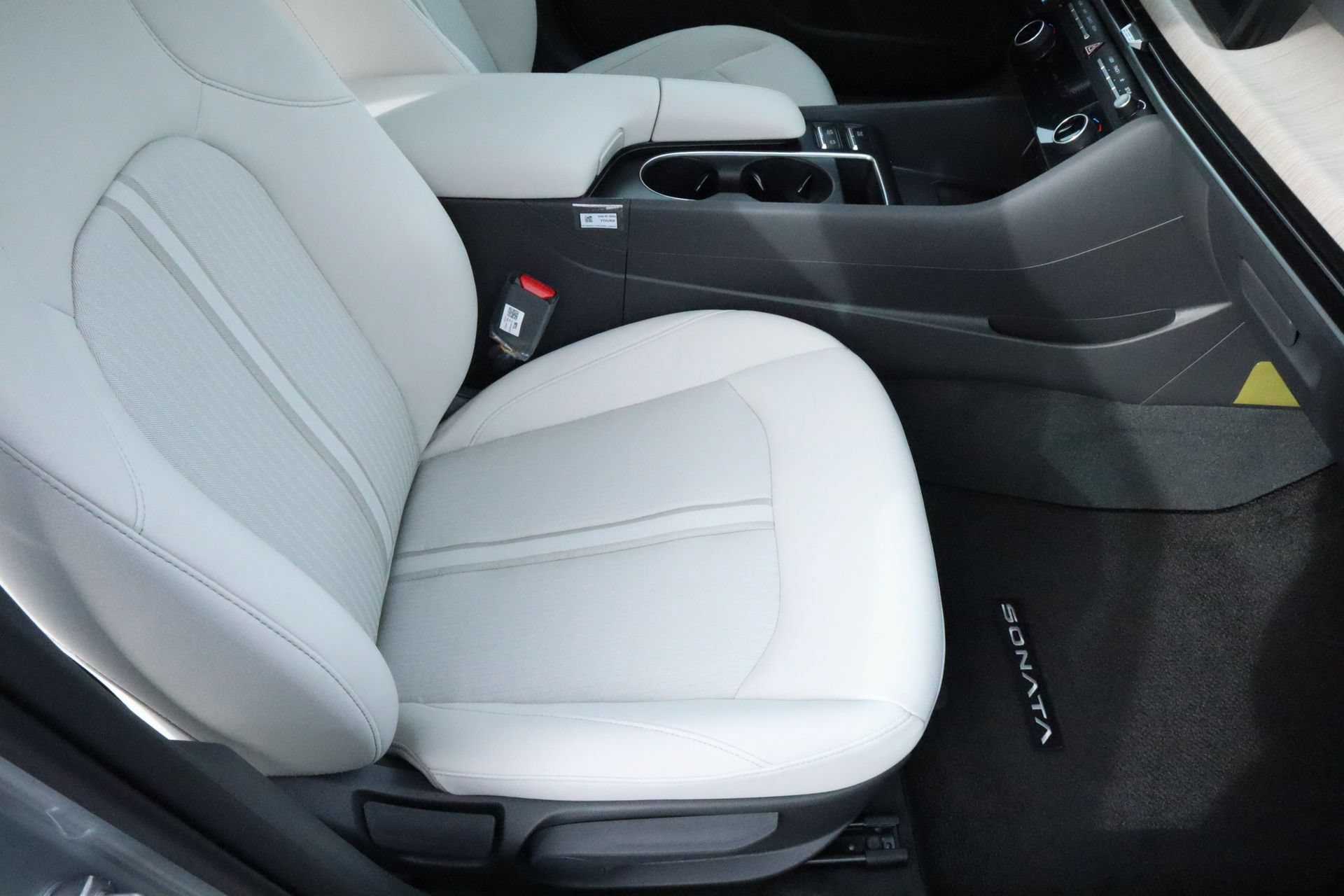 New 2026 Hyundai Sonata SEL FWD image 18