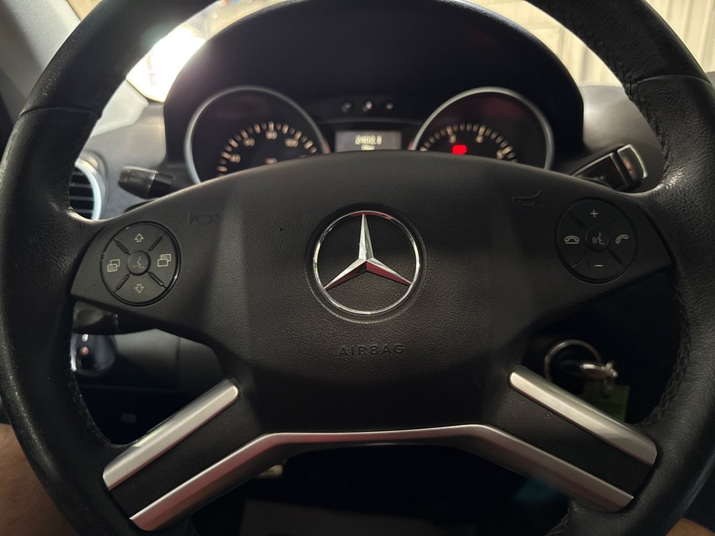 Used 2009 Mercedes-Benz ML 350 4MATIC image 11