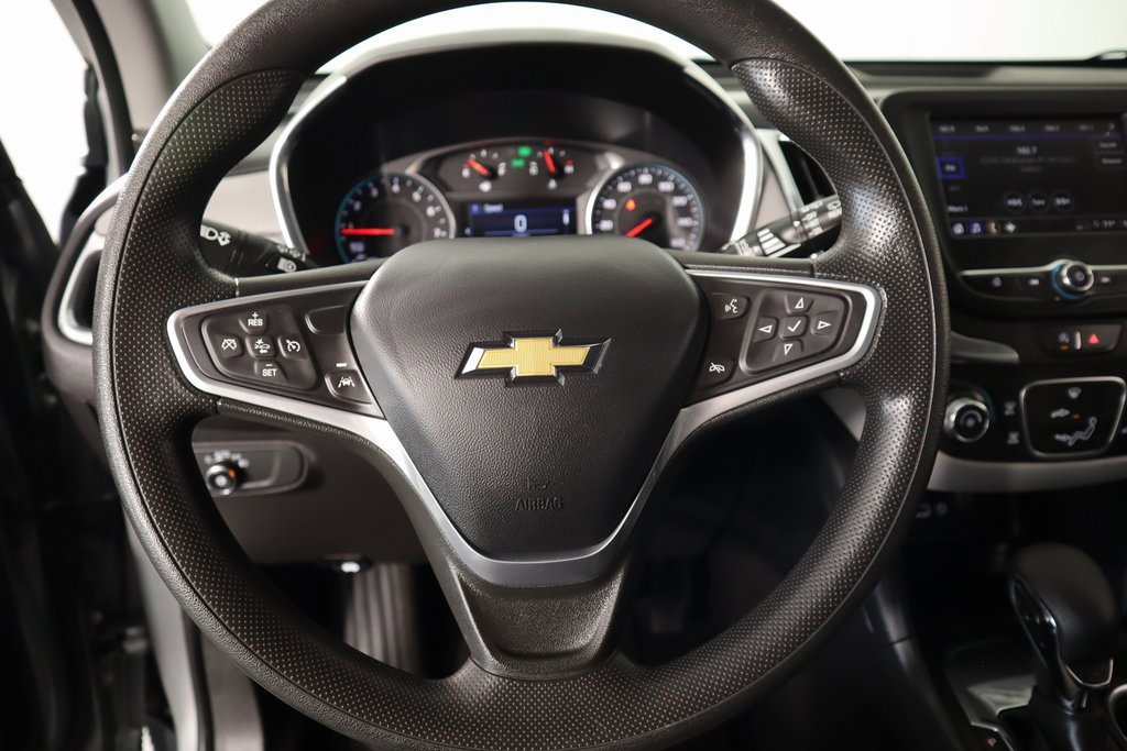 Used 2023 Chevrolet Equinox LT image 3