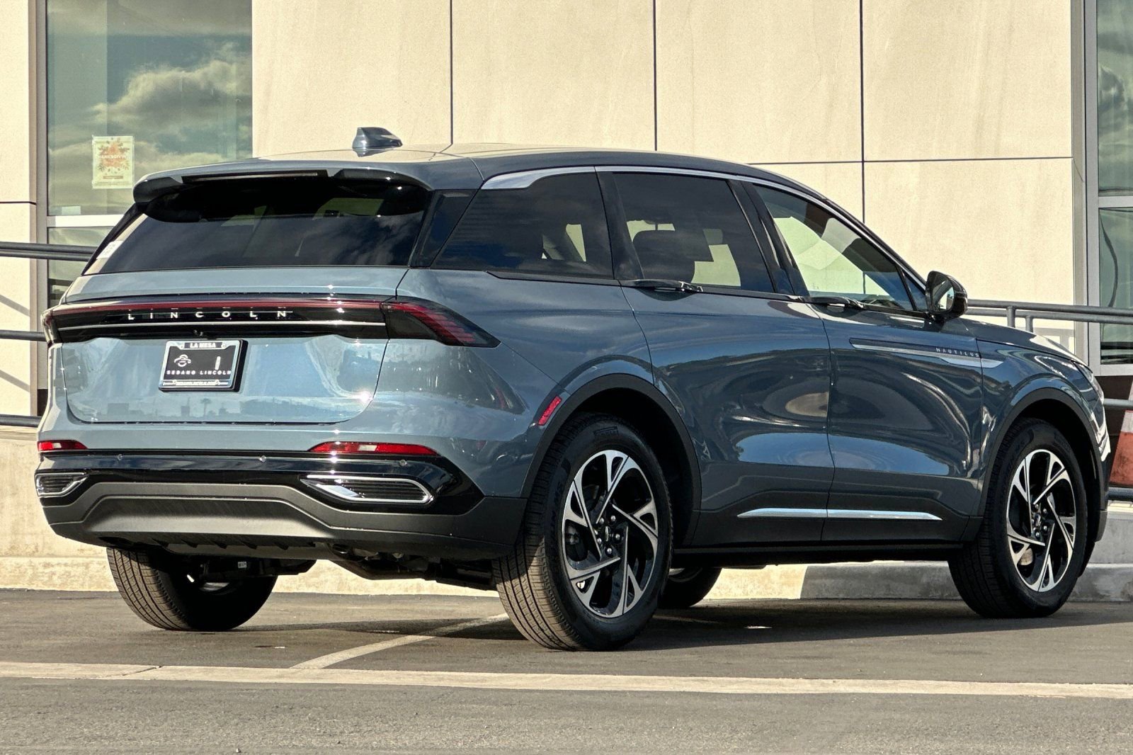 New 2026 Lincoln Nautilus Premier w/ Equipment Group 102A image 3