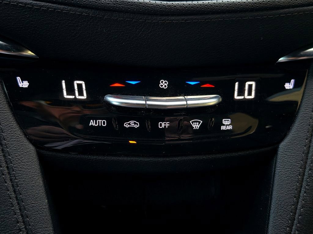 Used 2022 Cadillac XT5 Luxury FWD image 41