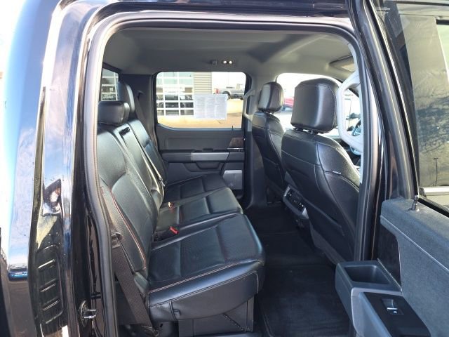 Used 2023 Ford F350 Lariat w/ Chrome Package image 9