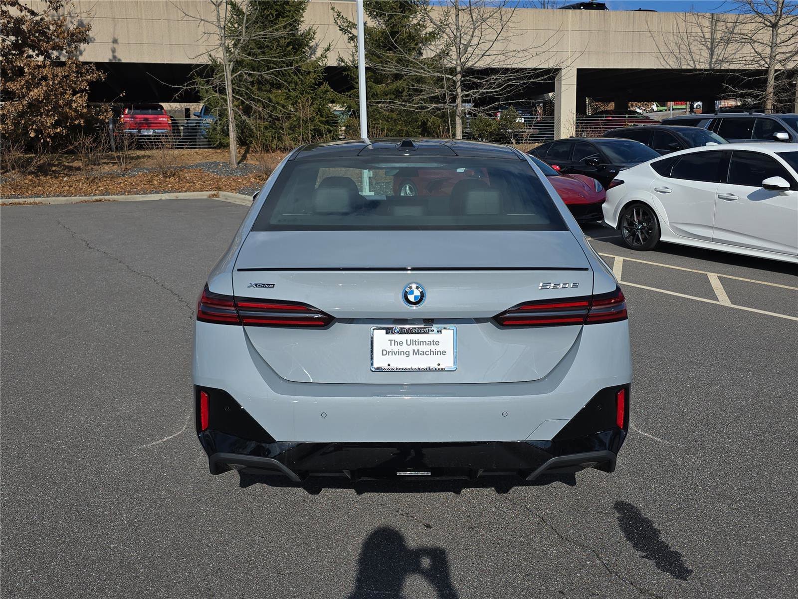 New 2026 BMW 550e xDrive AWD/4WD image 4
