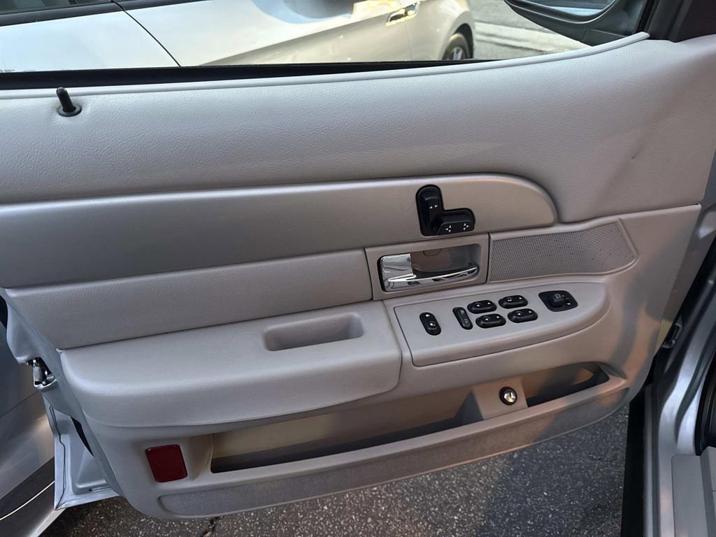 Used 2008 Mercury Grand Marquis LS image 21