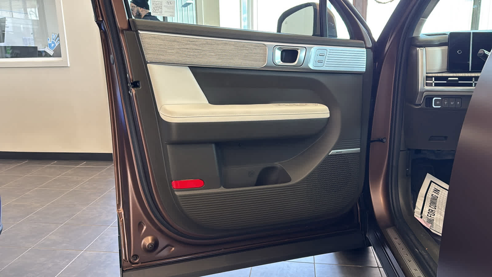 Used 2024 Hyundai Santa Fe Calligraphy image 8