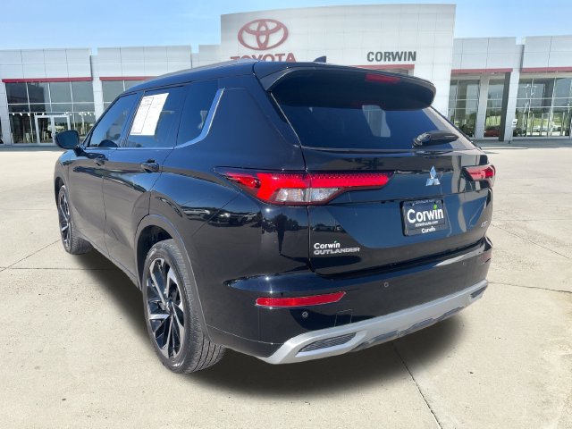 Used 2022 Mitsubishi Outlander SEL AWD/4WD image 3