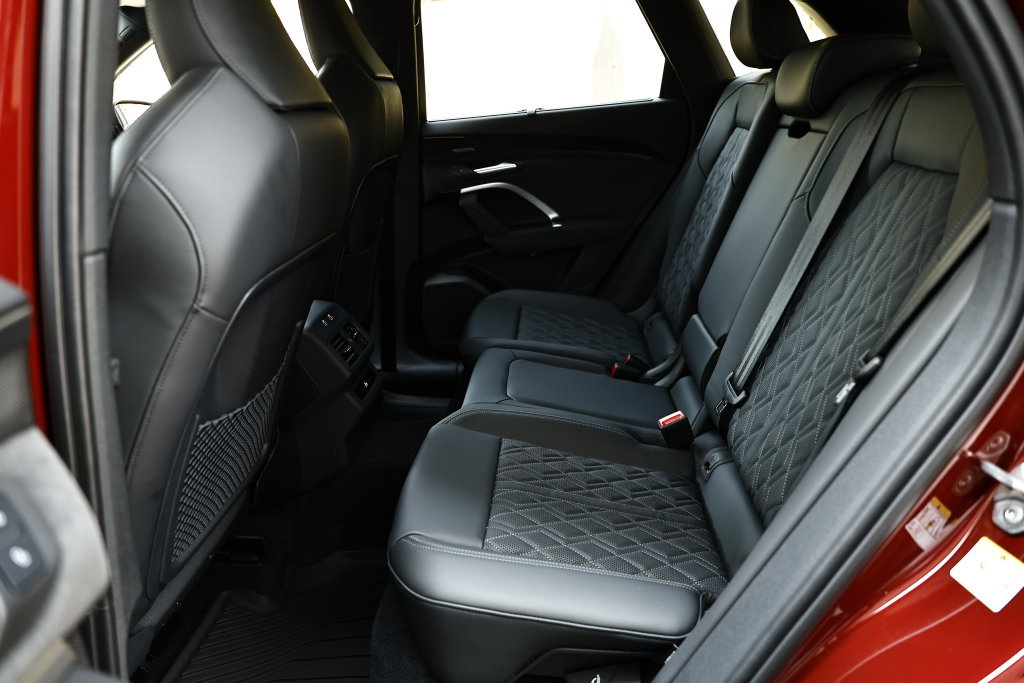 New 2026 Audi SQ5 Premium Plus AWD/4WD image 28