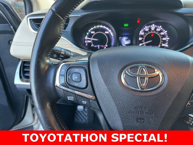 Used 2015 Toyota Avalon Limited image 21
