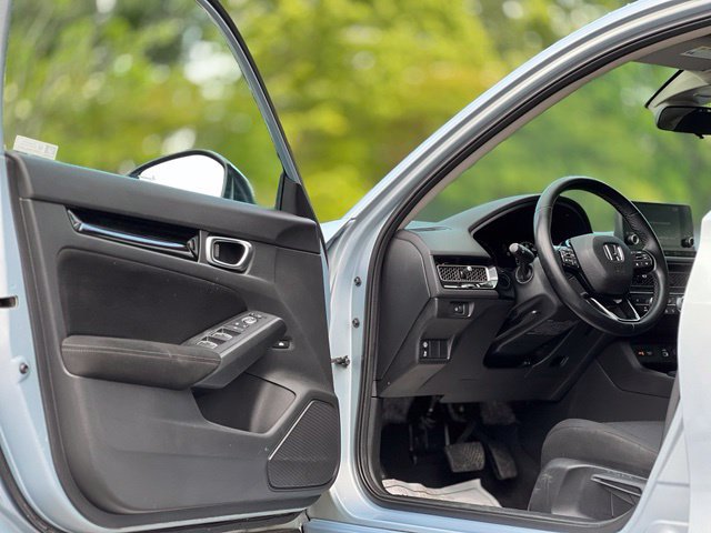 Used 2022 Honda Civic EX image 9