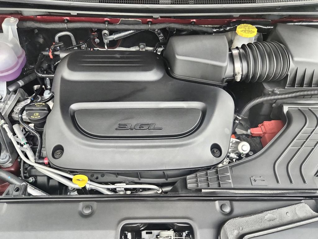 New 2027 Chrysler Pacifica Limited AWD/4WD image 35