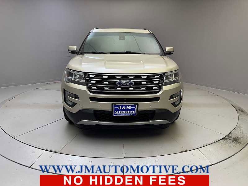 Used 2017 Ford Explorer Limited w/ Equipment Group 301A AWD/4WD image 8