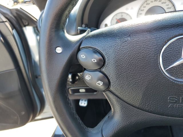 Used 2005 Mercedes-Benz CLK 55 AMG Cabriolet image 21