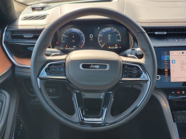 New 2026 Jeep Grand Cherokee Summit w/ Adv Protech Group IV image 24