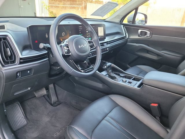 Certified 2024 Kia Sorento S w/ Panoramic Sunroof Package FWD image 12