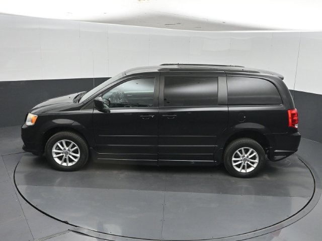 Used 2014 Dodge Grand Caravan SXT FWD image 44