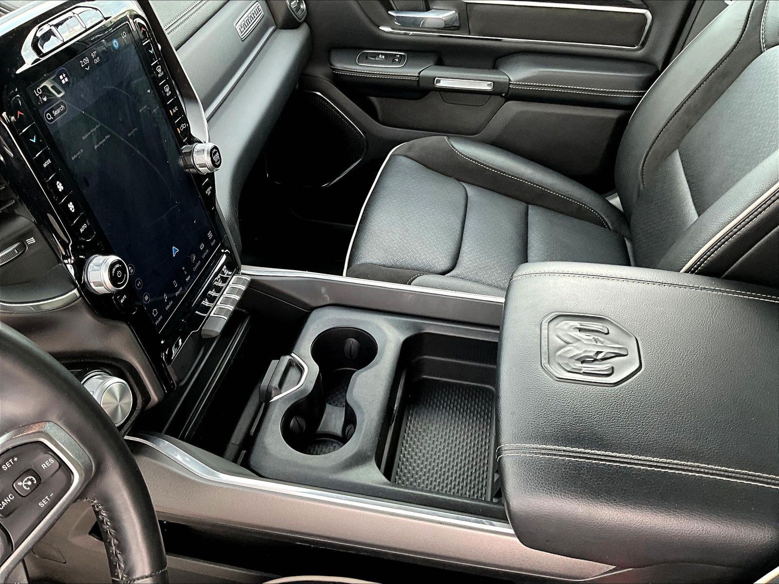 Used 2024 RAM 1500 Laramie AWD/4WD image 18