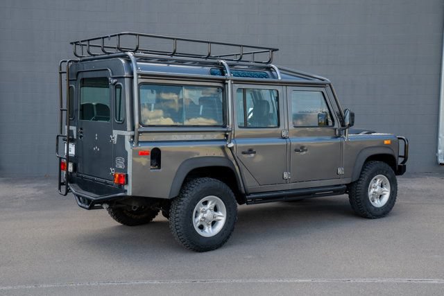 Used 1993 Land Rover Defender 110 AWD/4WD image 3