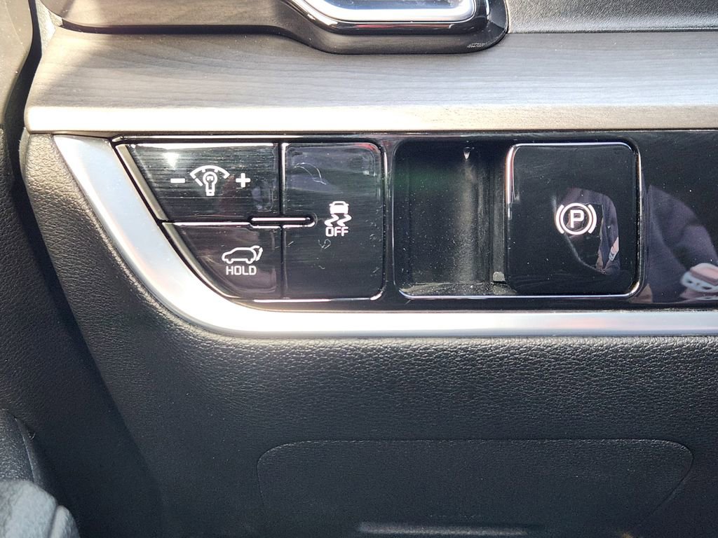 Certified 2023 Kia Sportage X-Line w/ X-Line Premium Package image 21