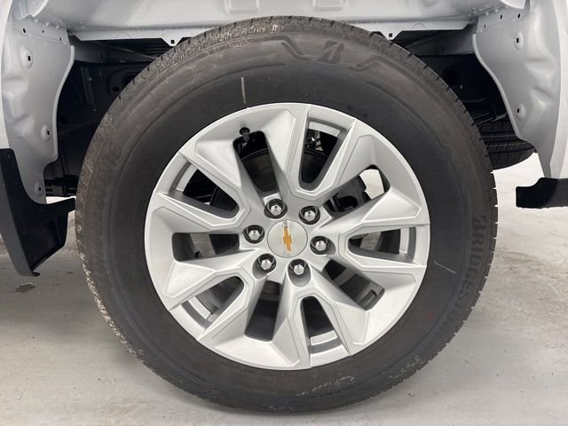 New 2026 Chevrolet Silverado 1500 Custom AWD/4WD image 34