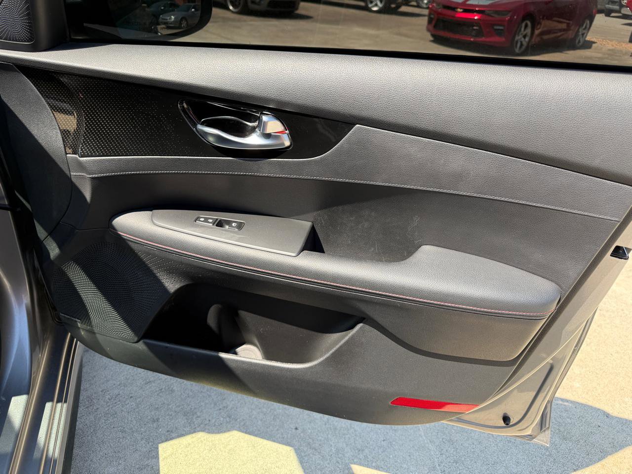 Used 2022 Kia Forte GT w/ GT2 Package FWD image 30