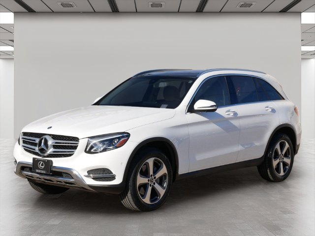 Used 2018 Mercedes-Benz GLC 300 4MATIC image 2