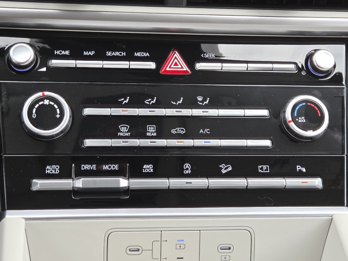 New 2027 Hyundai Santa Fe SE AWD/4WD image 35