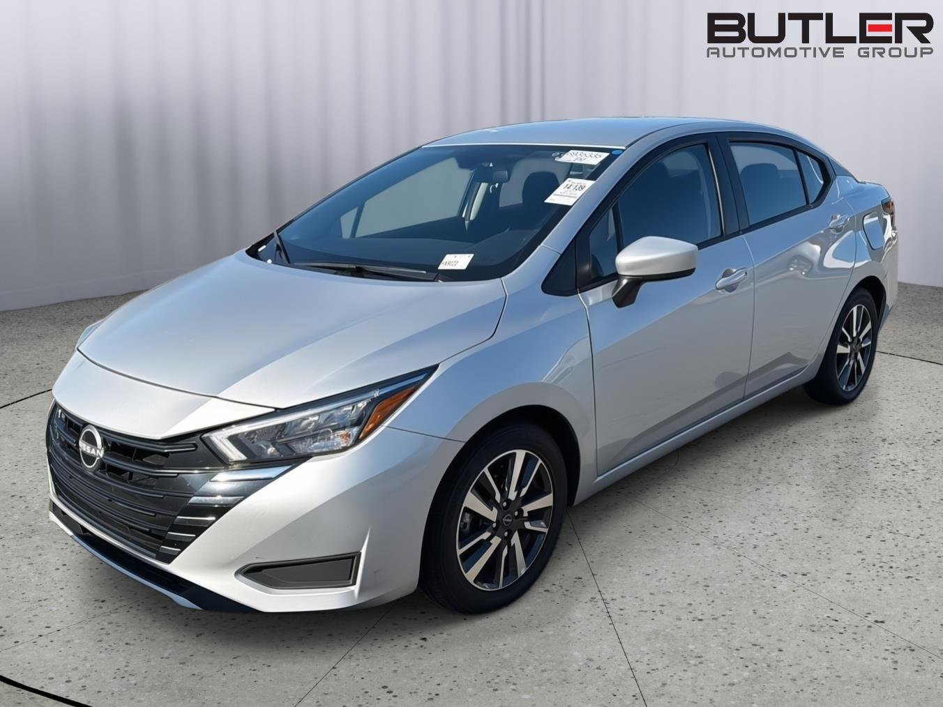 Used 2025 Nissan Versa SV FWD video 1