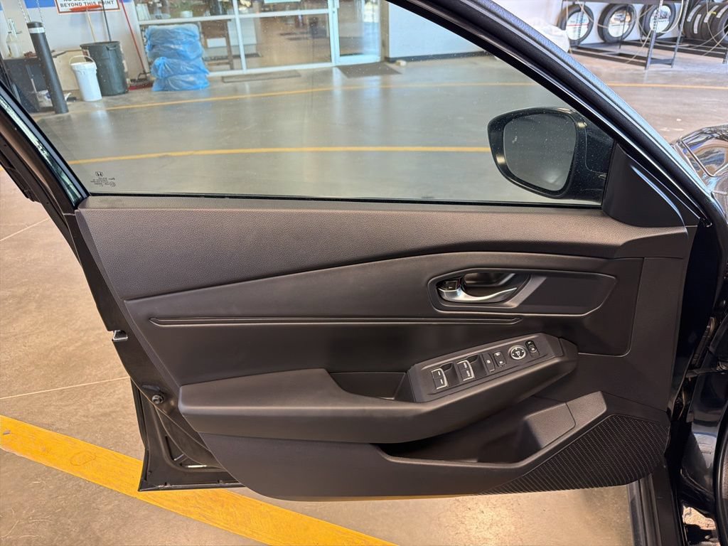 Certified 2025 Honda Accord SE image 25