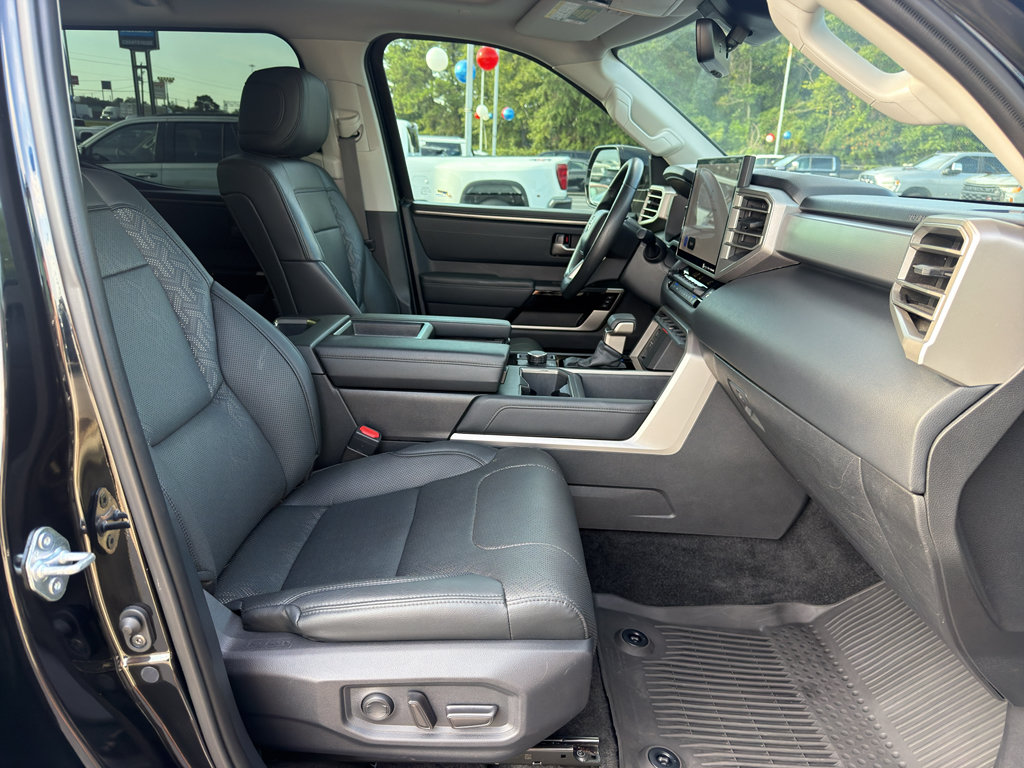 Used 2022 Toyota Tundra Limited AWD/4WD image 24