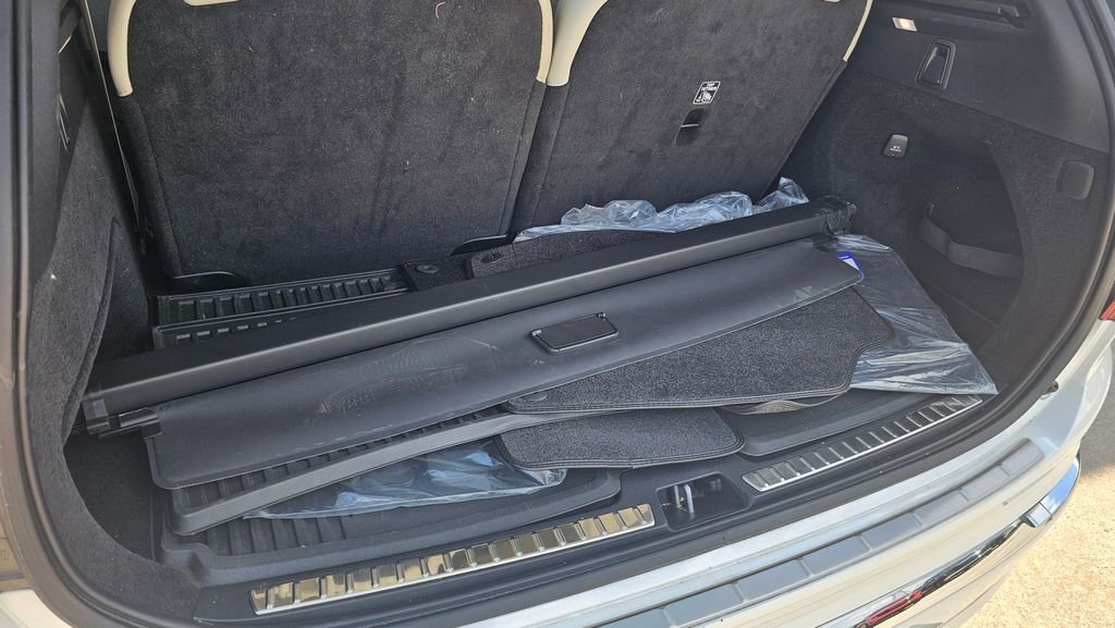 Used 2023 Volvo XC90 B6 Ultimate AWD/4WD image 15