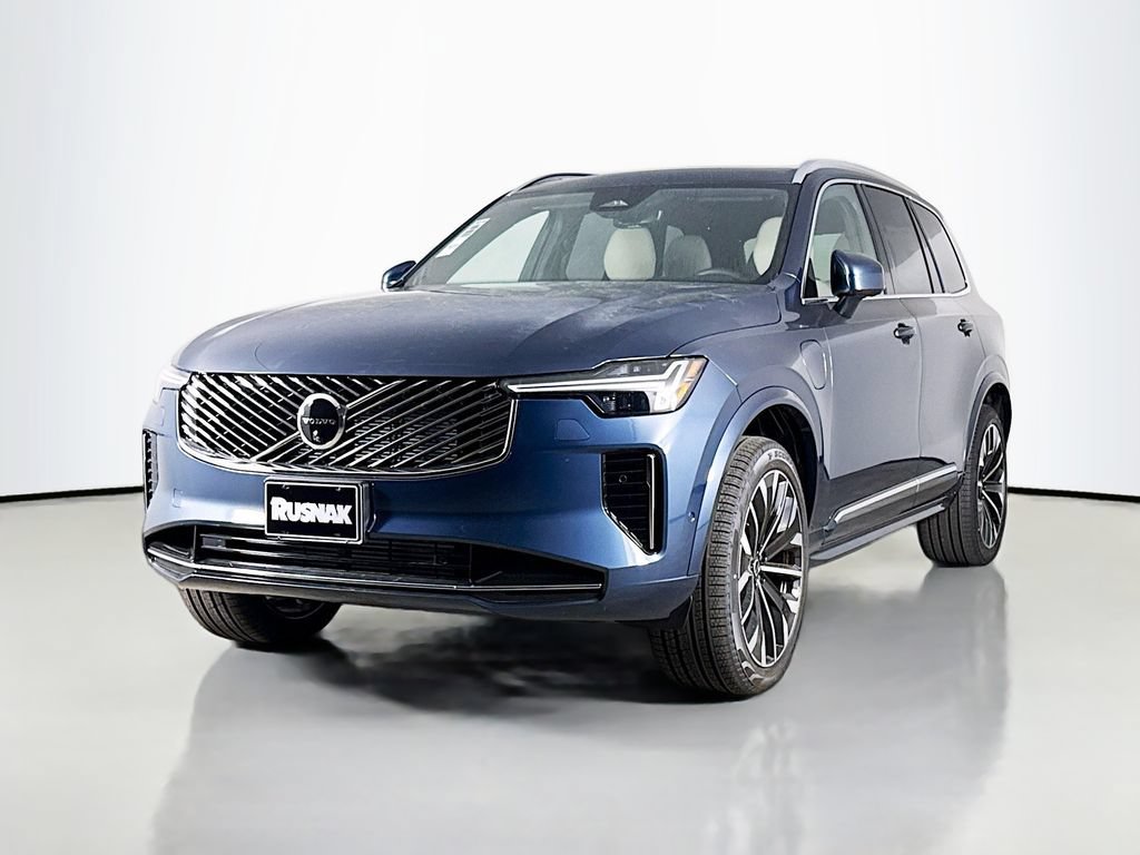 New 2026 Volvo XC90 T8 Plus w/ Protection Package Premier AWD/4WD image 3