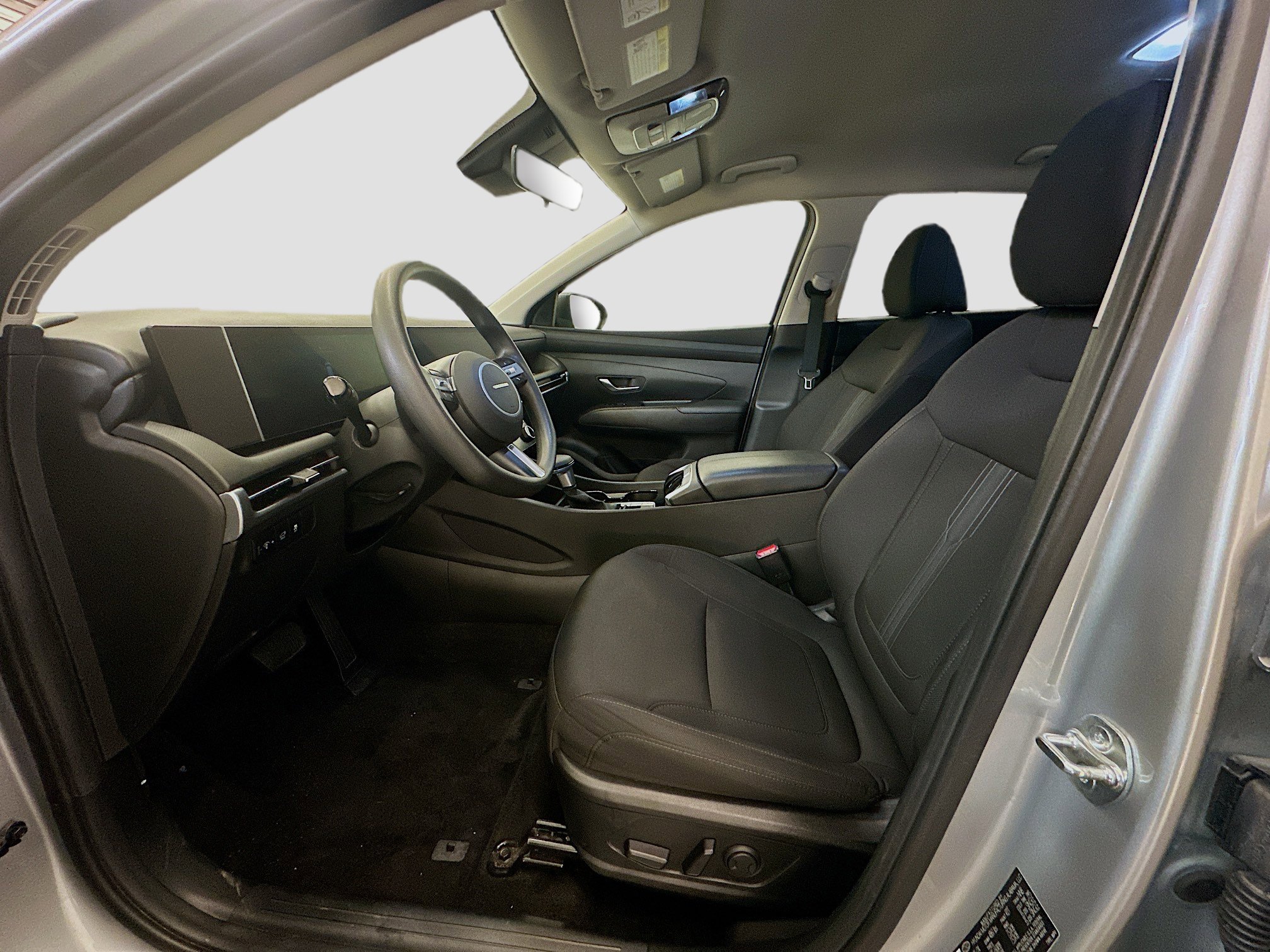 Used 2025 Hyundai Tucson SEL image 13