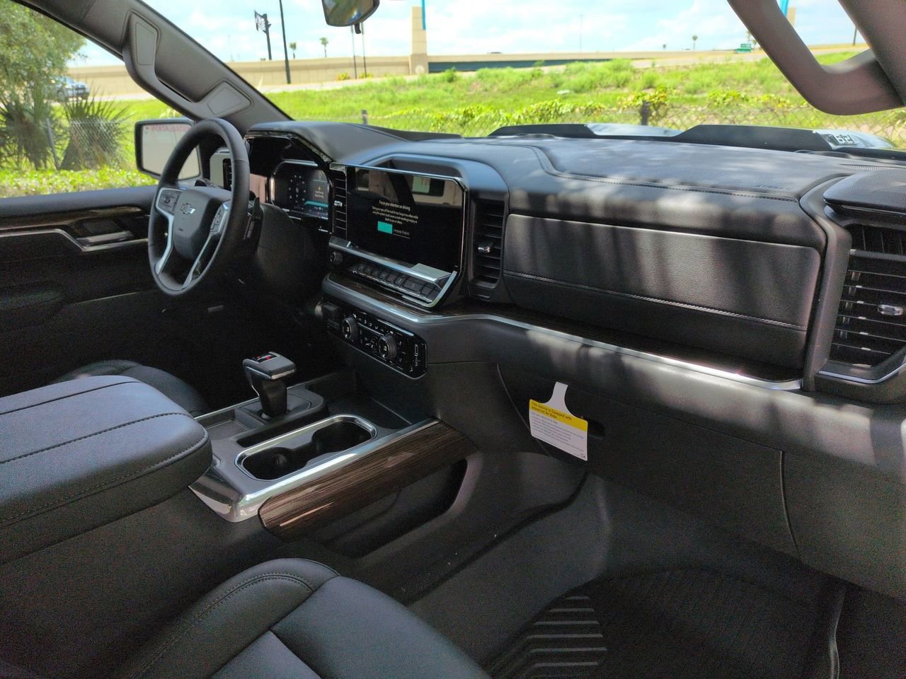 New 2026 Chevrolet Silverado 1500 LT Trail Boss w/ Safety Package AWD/4WD image 26