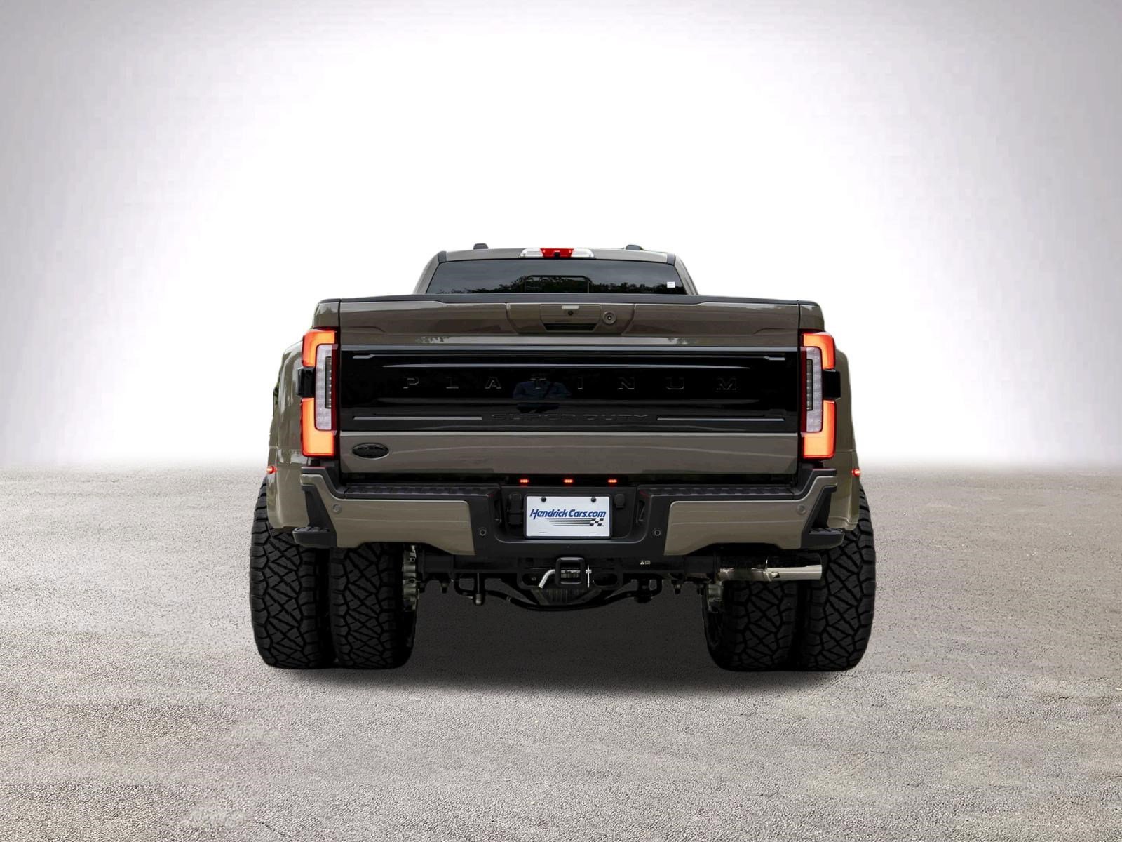 Used 2026 Ford F450 Platinum w/ Platinum Plus Package image 8