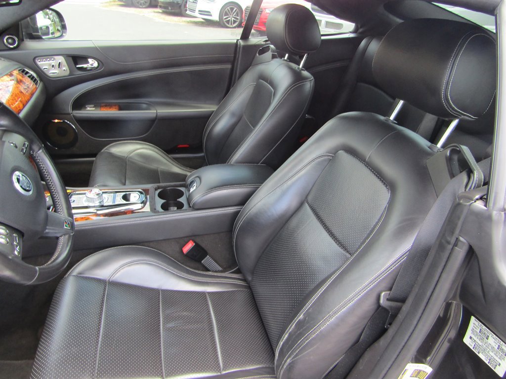 Used 2011 Jaguar XKR R image 8
