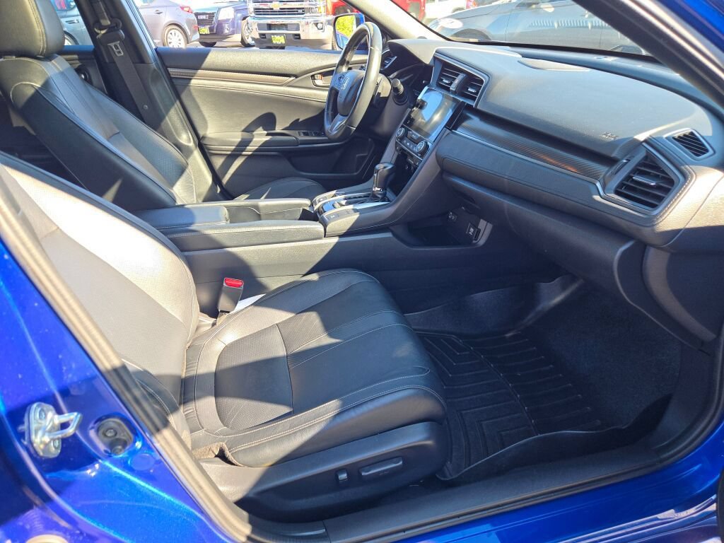 Used 2018 Honda Civic Sport Touring image 7