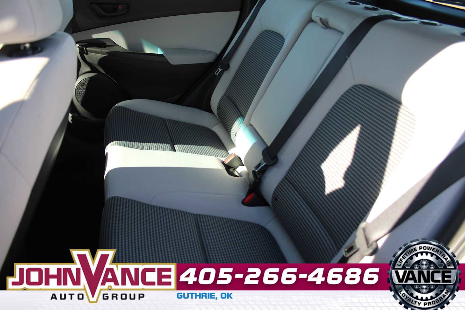 Used 2023 Hyundai Kona SE image 17