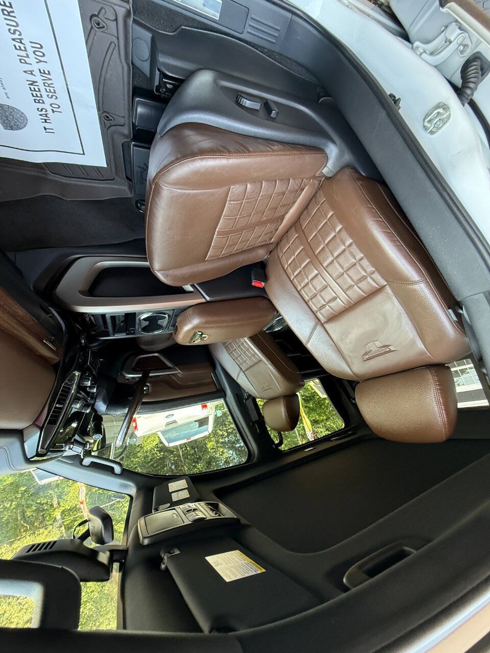 Used 2021 Nissan Titan Platinum Reserve w/ Moonroof Package AWD/4WD image 24