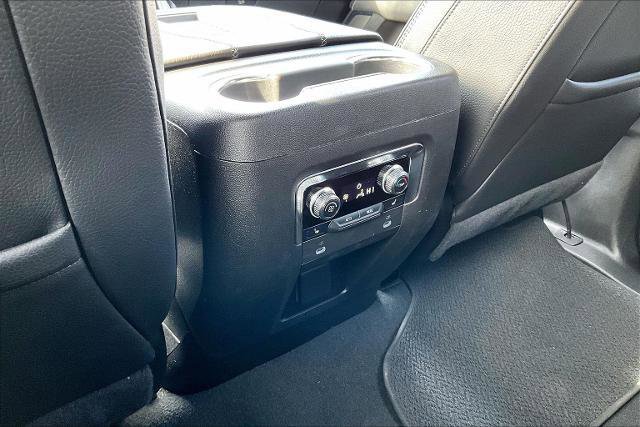 Used 2023 GMC Yukon Denali image 10
