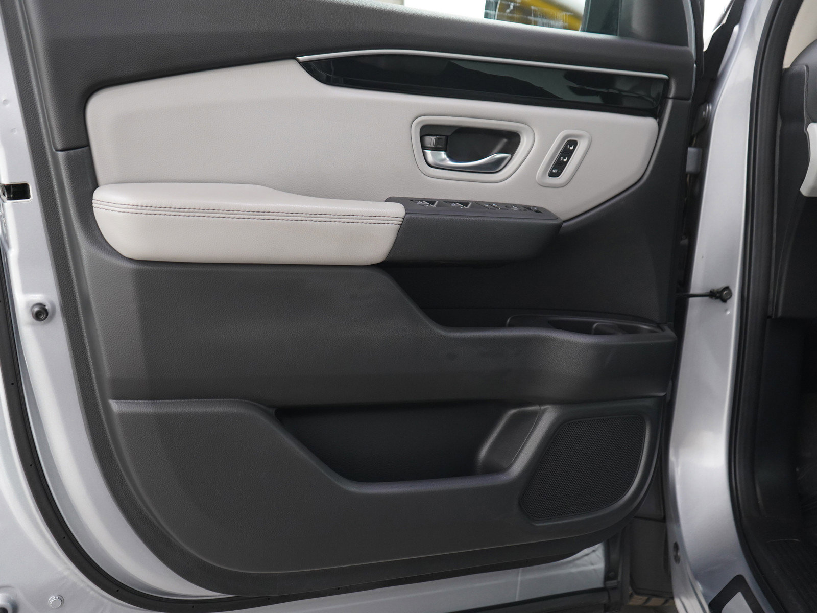 Used 2024 Honda Pilot EX-L image 21