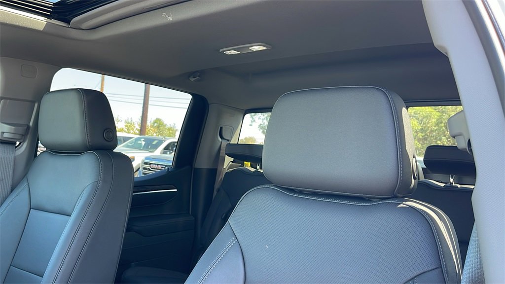 New 2026 GMC Sierra 1500 SLT w/ SLT Premium Plus Package image 11