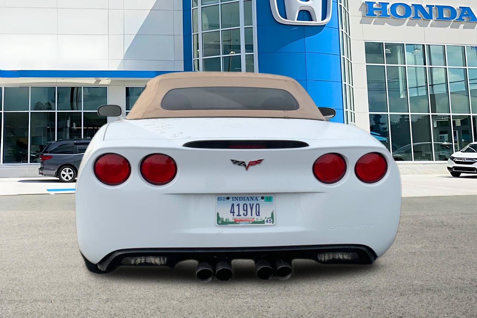 Used 2013 Chevrolet Corvette Convertible w/ 2LT Preferred Equipment Group RWD image 4
