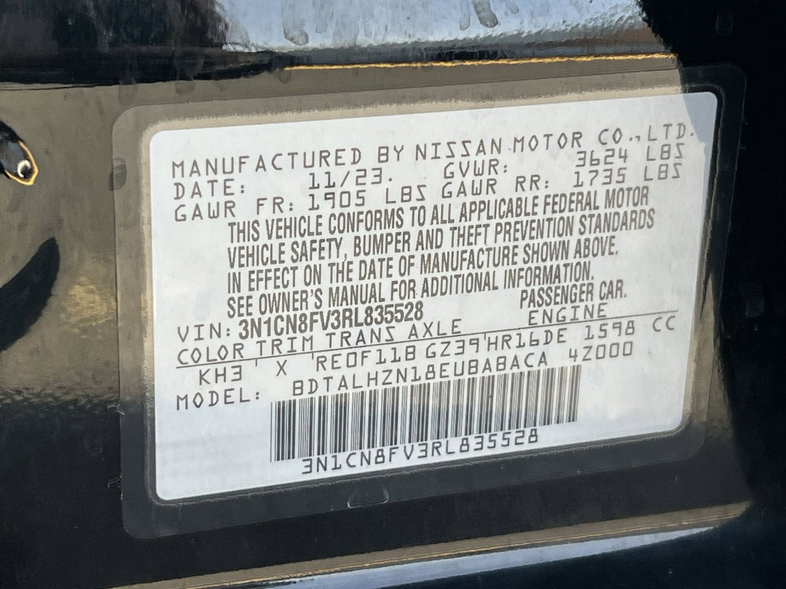 Used 2024 Nissan Versa SR w/ Trunk Package image 28