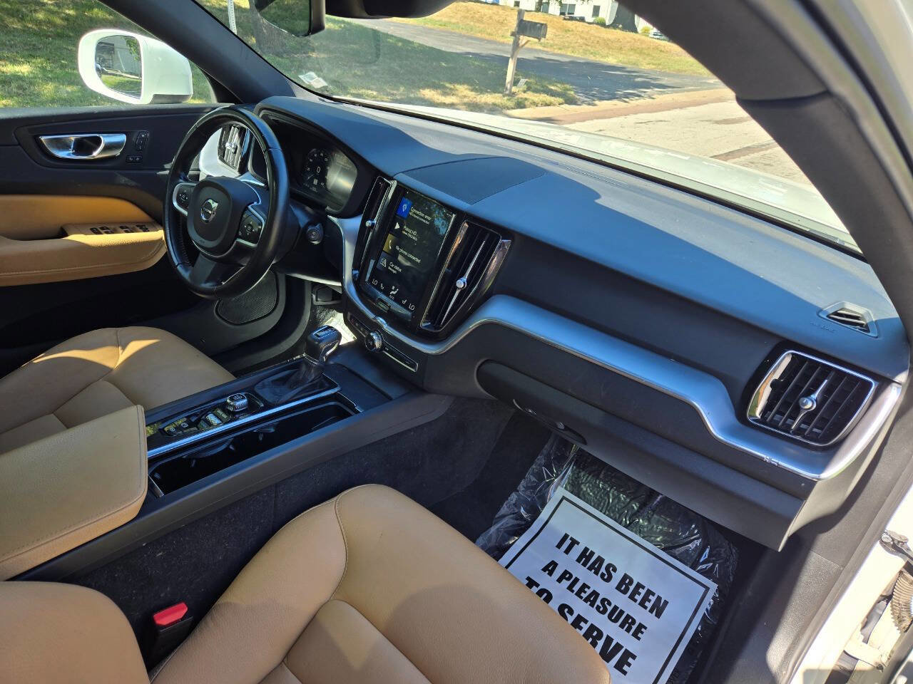 Used 2020 Volvo XC60 T5 Momentum AWD/4WD image 15