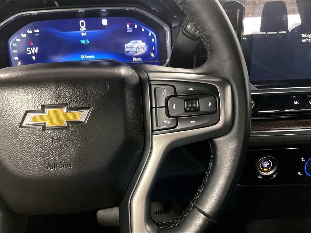 Used 2023 Chevrolet Silverado 1500 LT AWD/4WD image 23