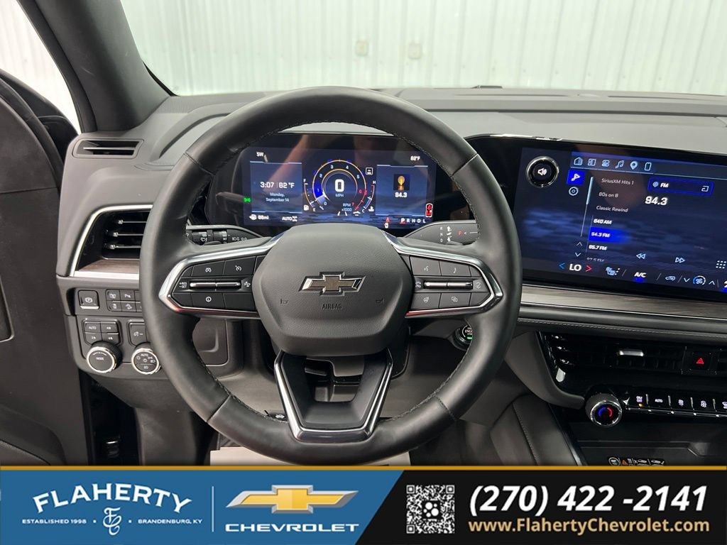 Used 2025 Chevrolet Suburban Z71 w/ Comfort Package AWD/4WD image 28