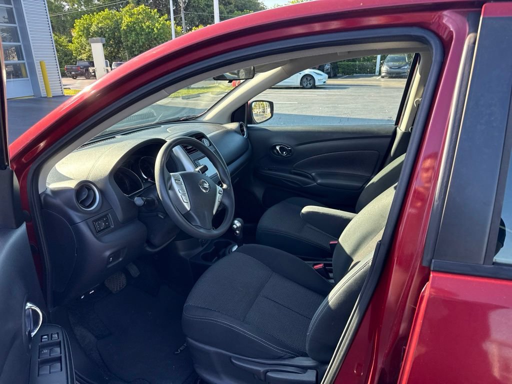 Used 2019 Nissan Versa SV FWD image 7