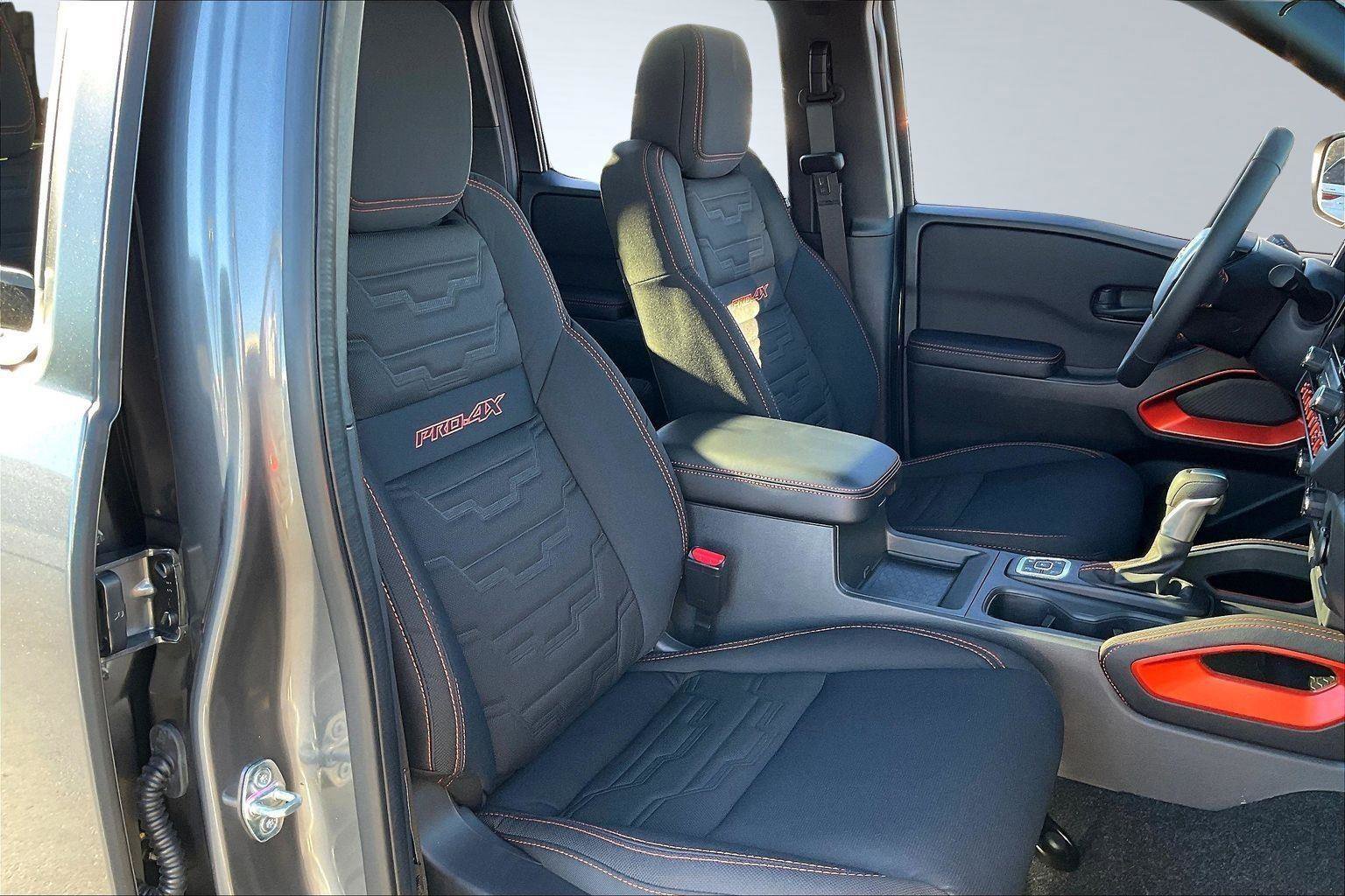 New 2026 Nissan Frontier PRO-4X w/ Tow Package AWD/4WD image 9